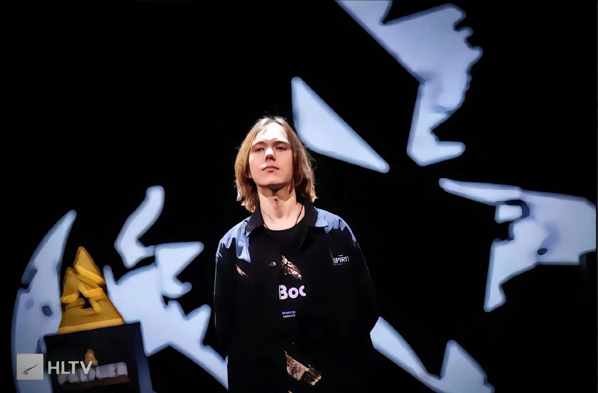 Bilibili Gaming 官方： 与 Wei 签订续约至 2026 年！